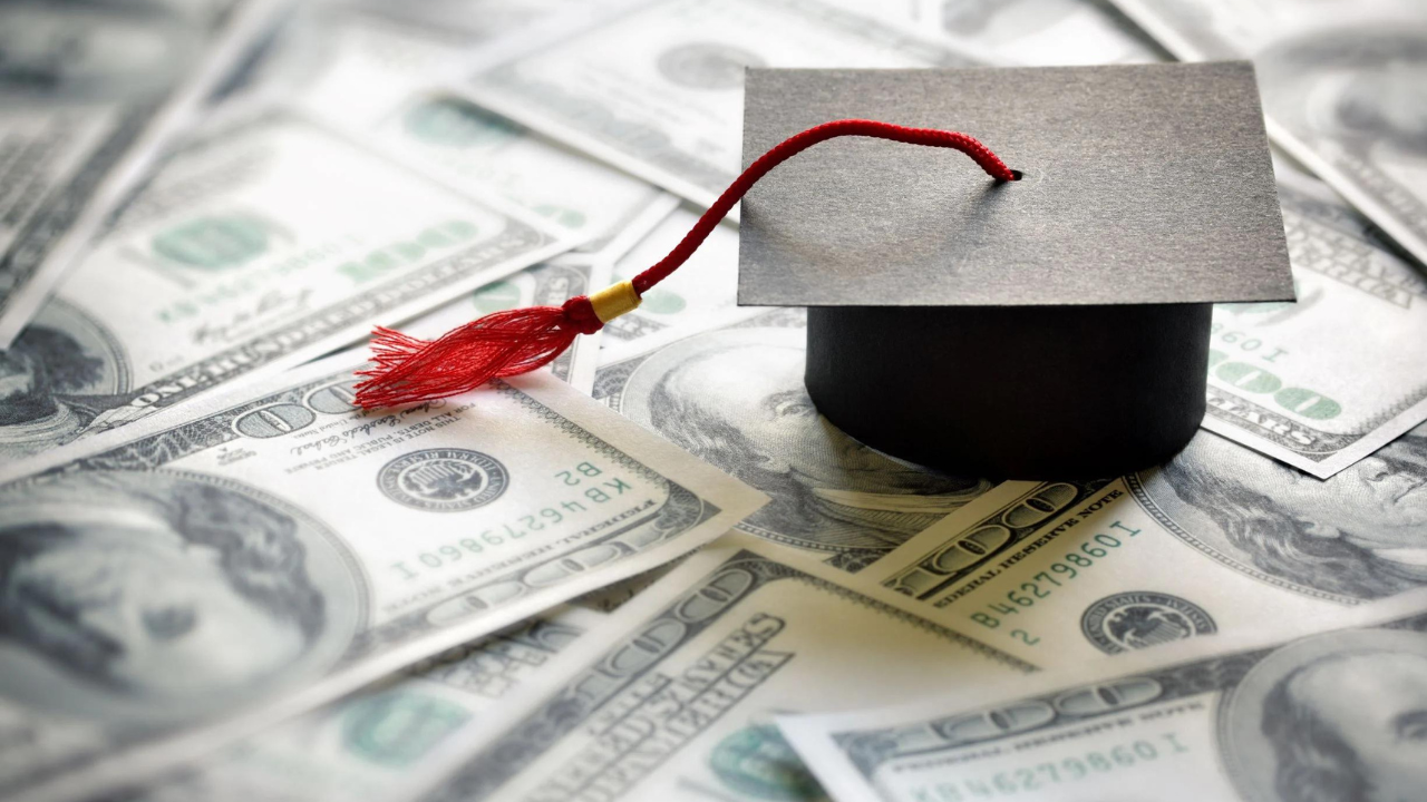 How to Refinance Student Loans to Save Money – A Comprehensive Guide