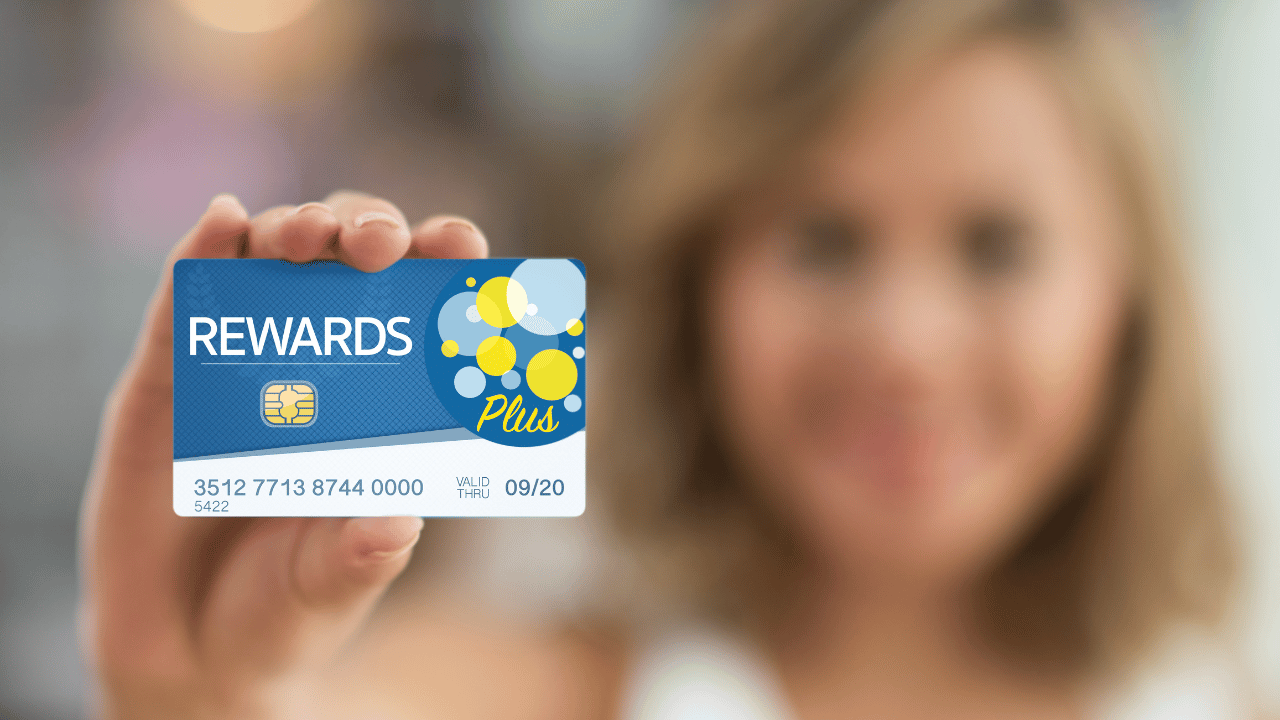 How to use credit cards to earn rewards