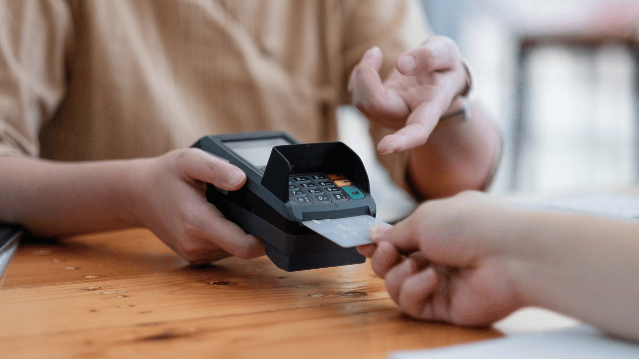 how to budget for credit card payments